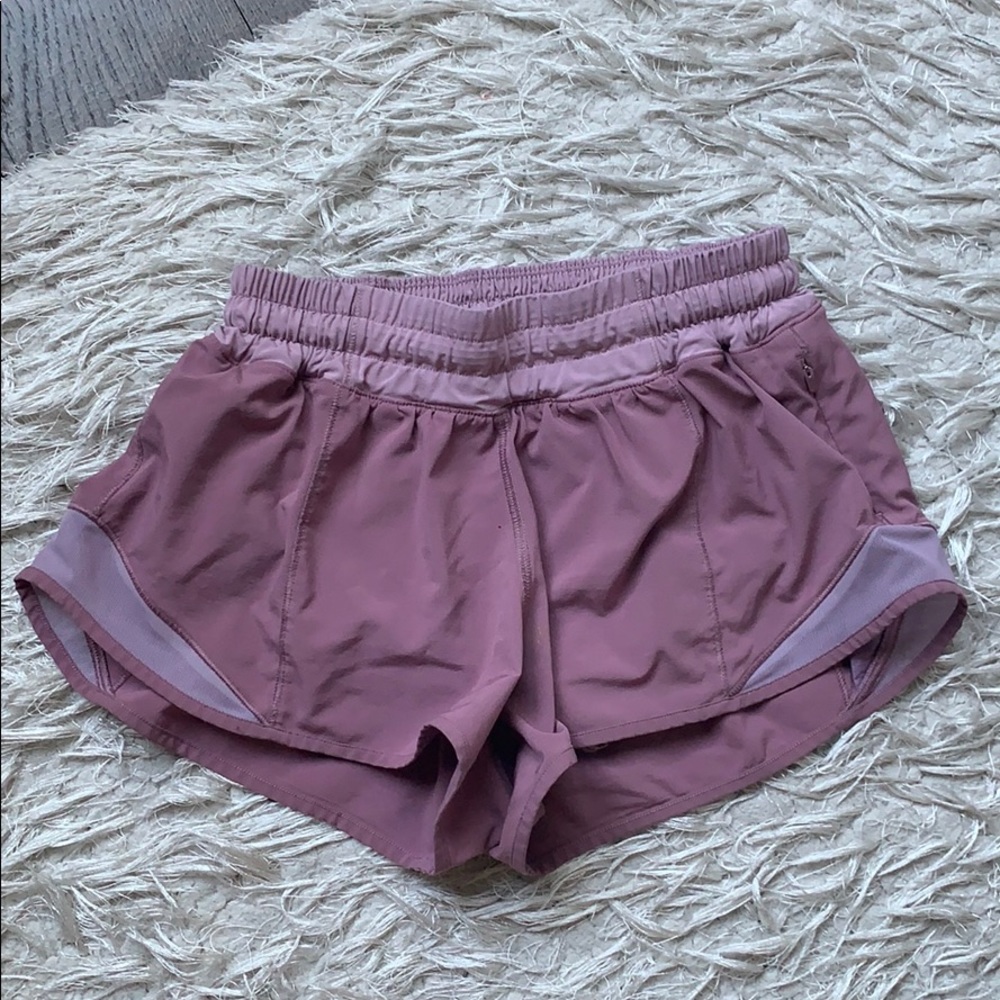Lululemon Hotty Hot Short Size 2